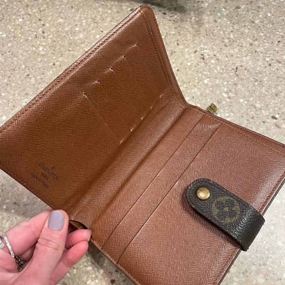 Monogrammed Brown Wallet - Picture 6 of 12